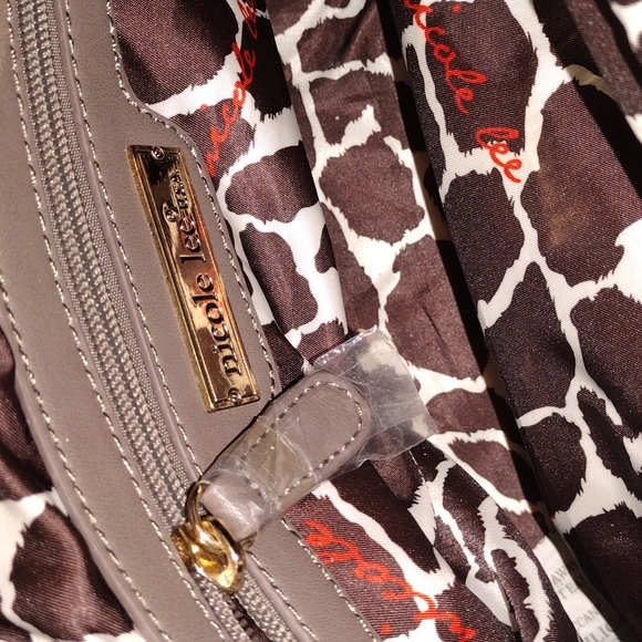 Nicole Lee Purse - Picture 7 of 15